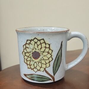 Floral Ceramic Mug - White and Green